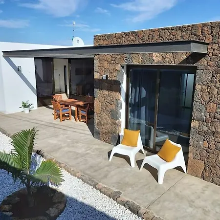 Semesterbostad Casa Noe Lajares